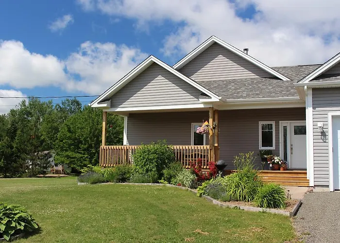 Nowak\'S Own B&B